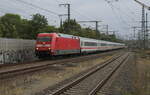 DB 101 035-4 mit dem IC 1276 von Basel SBB nach Berlin Hbf, am 25.09.2022 in Erfurt Hbf.