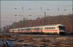 IC 2013  ALLGU  braucht fr seine Reise von Magdeburg Hbf nach Oberstdorf den halben Tag. Abfahrt war um 06:00 Uhr und Ankunft ist 18:05 Uhr. Hier im Ruhrgebiet ist der Groteil der Reise noch vor sich.