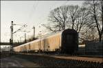 IC 332, Norddeich-Mole - Kln Hbf, im Gegenlicht bei Haltern am See. (27.12.2008)