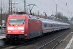 101 011-5 mit IC 2403 nach Kln bei der Einfahrt in Recklinghausen 22.2.2013 