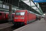 Am 10.05.2013 stand ex. 800 Jahre Sachsen-Anhalt Werbelok 101 028-9 mit einem IC Abfahrbereit in Stuttgart Hbf.