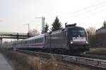 Ein EC mit einer MRCE 182 nach Berlin Hbf in Königs Wusterhausen am 7.03.2014