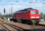 232 571 bringt den IR 456 von Warszawa (Warschau) nach Dresden - 17.08.2004  