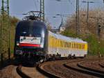 ES 64 U2-032 (182 032) zieht am 23.04.2010 einen Messzug über die KBS 485 durch das Weichenvorfeld in Aachen West Richtung Aachen Hbf.