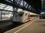 Der Ex-Metropoliton Steuerwagen, steht als IC 1811  Loreley  (laut Zuglaufschild als ICE 1811) im Klner Hbf. Aufgenommen am 01.04.07.