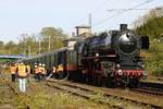 001 150-2 in Hattingen an der Ruhr, am 30.04.2017.