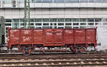 Der offene Güterwagen vom Einsteller FME  49  80 D-FME 5100 055-8 Typ Es 050  wurde am Zugende des Sonderzuges aus Fürth nach Regensburg mitgeführt.-Bild Regensburg den 2.12.2017