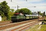 194 158-2 mit Sonderzug in Wuppertal Unterbarmen, am 12.06.2022.