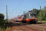 Hectorrail 242.502  Zurg  am heißen 08.06.2014 mit dem Pilgerzug DPE 13487 (Ulm Hbf - Lourdes) bei der Durchfahrt in Orschweier gen Freiburg.