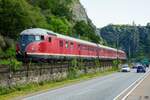 VT 12 506/507 DB als Sonderzug in Oberwesel, Mai 2023.
