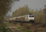 Wegen Bauarbeiten am Wochenende im Abschnitt Münster - Rheine nahm der DPF 25153 nicht den kürzesten Weg nach Papenburg, sondern fuhr über die Rollbahn und Osnabrück. In Osnabrück Hellern kam mir der lange Sonderzug mit Zuglok TXL 185531 um 10.12 Uhr vor die Linse gefahren. Der Zug bestand aus ehemaligen Rheingold Wagen mit Dome Car. Interessant auch der direkt hinter der Lok laufende Halbspeisewagen.