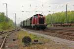 DB 212 007-9 mit Pendelzug in Bochum Ehrenfeld, April 2014.