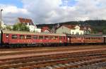 Die beiden historischen Speisewagen von  Berlin macht Dampf  aufgenommen am 05.09.2015 im Bahnhof Meiningen.