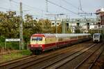 DB 101 001-6  Rheingold  mit AKE-Rheingold in Wuppertal, Oktober 2023.