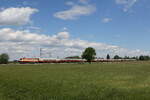 101 001 war mit dem 'AKE Rheingold' am 13. Mai 2026 bei �bersee am Chiemsee in Richtung M�nchen unterwegs.