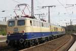 DB E10 1239 am Schluss des Zuges in Essen Hbf und fuhr weiter nach Minden (Westf.), Oktober 2015.