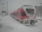Trotz funktionierter Fahrleitung und angelegten Stromabnehmer vereiste der 429 030 am 30.Januar 2010 in Bergen/Rgen.Dennoch bis zur Rckfahrt blieb der Zug im Schnee nicht stecken und brauchte so
