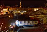 Aufladen des Zirkus Knie in Konstanz. Und los geht es mit dem vor der Stadt-Silhouette. April 2016.