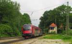 BB 80-90.734 als RJ 260 von Wien Westbahnhof nach Mnchen Hbf, in Assling (Obb); 28.05.2011