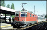 SBB Lok 1197 ist hier am 10.5.2002 um 9.36 Uhr mit dem EC 99 aus Basel in Lindau angekommen.