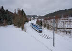 Am 02.01.2026 war es im Erzgebirge sehr winterlich. Gerade hat 844 004 der Tschechischen Bahn als Os 19811 den Bahnhof von Johanngeorgenstadt in Richtung Karlovy Vary verlassen.