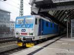 CD 371 201 mit EC 171 in Dresden Hbf (16.3.2010)