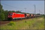 DB 185 214 mit Facns-Wagen und feinem Kies am 20.06.2013 in der Berliner Wuhlheide