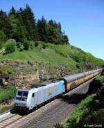 Railpool 185 690-5 mit Aufschrift PCT Altmann vor Ganzzug Richtung Nrnberg, KBS 880 Passau - Nrnberg, fotografiert bei Kleinalfalterbach am 25.05.2012 --> PCT = Private Car Train - GmbH ist das