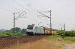 Am 19.Juni 2013 war PCT 185 690 mit einem Altmann-Zug bei Burgstemmen auf dem Weg Richtung Sden.