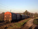 Ein Nachschuss auf einen Coilzug aus Kinkempois(B) nach Köln-Gremberg(D). Aufgenommen vom Gemmenicher-Weg an der Montzenroute.
Bei Sonne am Nachmittag vom 7.2.2020.