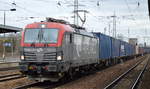 PKP Cargo mit der recht neuen Vectron EU46-514/193 514 [NVR-Number: 91 51 5370 026-4 PL-PKPC, Siemens Bj.2017] und Containerzug am 24.01.18 Bf.