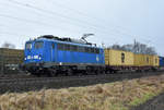 140 038-0 der PRESS kommend mit Container aus Hamburg.