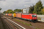 187 116 DB mit Containerzug in Hamburg Hausbruch, am 20.09.2018.