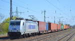 METRANS Rail s.r.o., Praha [CZ] mit  386 030-1  [NVR-Nummer: 91 54 7386 030-1 CZ-MT] und Containerzug am 21.04.20 Bf. Saarmund.