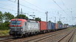 PKP CARGO S.A., Warszawa [PL] mit  EU46-504  [NVR-Nummer: 91 51 5370 016-5 PL-PKPC] und Containerzug am 13.08.20 Bf.