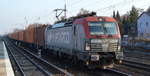 PKP CARGO S.A., Warszawa [PL] mit  EU46-502  [NVR-Nummer: 91 51 5370 014-0 PL-PKPC] und Containerzug am 08.12.20 Bf. Berlin Hirschgarten.
