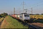 Containerzug mit 386 039-2 unterwegs bei Braschwitz Richtung Halle (Saale).