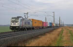 Containerzug mit 187 509-5 unterwegs in Gnadau Richtung Köthen.