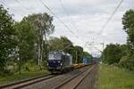 193 569  Milena  zieht einen Containerzug durch Nordbögge (29.05.2022)