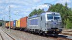 METRANS a.s., Praha [CZ] mit  383 416-5  [NVR-Nummer: 91 54 7383 416-5 CZ-MT] und Containerzug am 04.07.22 Durchfahrt Bahnhof Glöwen.