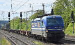 RTB CARGO GmbH, Aachen [D] mit der  193 793  [NVR-Nummer: 91 80 6193 793-7 D-ELOC] und einem Containerzug am 10.05.23 Durchfahrt Bahnhof Saarmund.