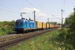 1116 080 im Mai 2008 mit einem Containerzug von Regensburg Ost nach Bremerhaven in Regensburg-Prfening.