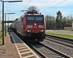 185 142-7  Edelweiss  am 14.04.2013 mit einem KLV von Richtung Schweiz gen Norden.