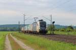 Am 9.Juni 2013 war WLC 182 519 bei Burgstemmen mit einem Containerzug auf dem Weg Richtung Sden.