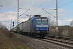 145-CL 204 (145 100-4) von Crossrail am 05.04.2014 mit einem Containerzug bei der Asufahrt aus dem Bahnhofsbereich von Müllheim (Baden) in Richutng Schweizer Grenze.