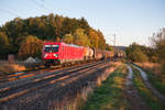 187 084 mit einem gemischten Güterzug bei Postbauer-Heng Richtung Nürnberg Rbf, 11.10.2018