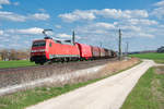 152 010 mit einem gemischten Güterzug bei Ansbach Richtung Würzburg, 07.04.2019