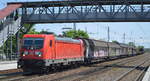DB Cargo AG [D] mit  187 186  [NVR-Nummer: 91 80 6187 186-2 D-DB] und gemischtem Güterzug am 
14.05.20 Bf. Saarmund Richtung Seddin.