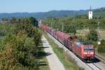 185 012 mit einem Einzelwagenzug (EZ) aus Mannheim Rbf am 08.09.2020 bei Denzlingen.