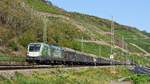 BB 1016 0233  BB GREEN POINTS - Je mehr Sie Bahn fahren, desto grner wird's  mit gemischtem Gterzug auf der linken Rheinstrecke in Richtung Bingen (Boppard, 18.09.2020).